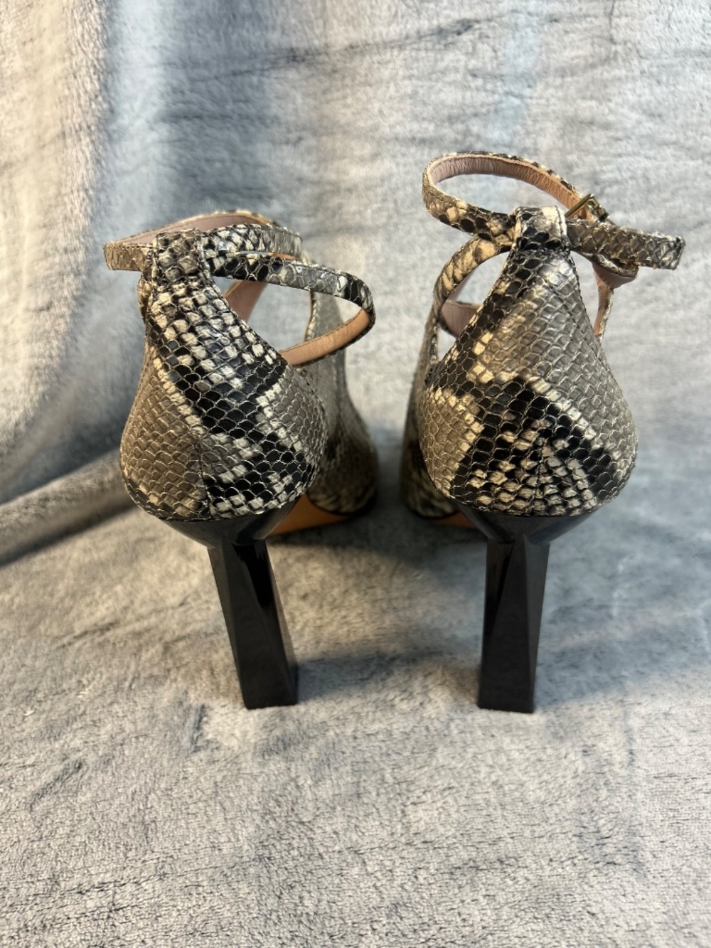 AD & Daughters "Nadori" Ankle Strap Peep Toe Heels 8 1/2 - Picture 5 of 7